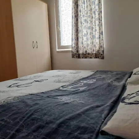 Apartment Galeb Lukovo Šugarje Exteriör bild