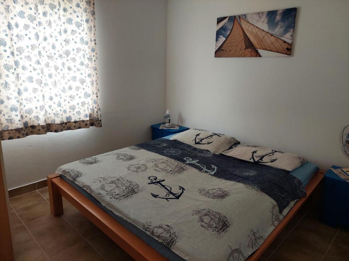 Apartment Galeb *